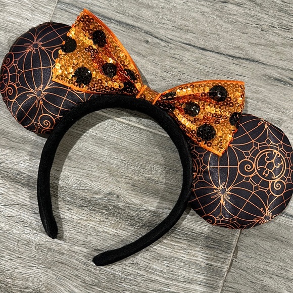 Disney Other - Halloween Minnie Ears